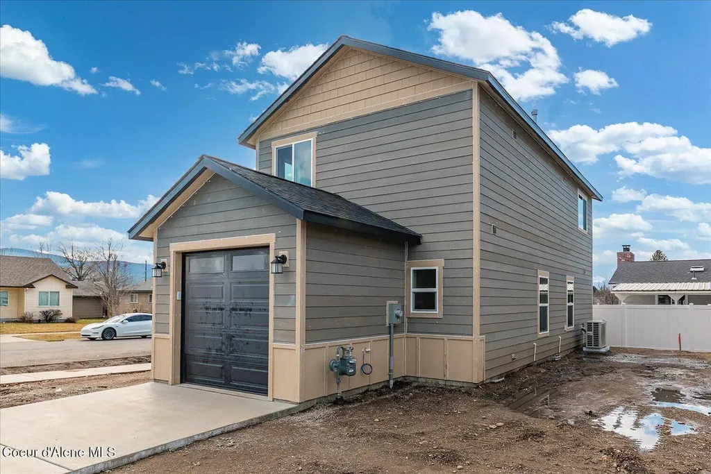 1545 E Legion Road Post Falls ID 83854