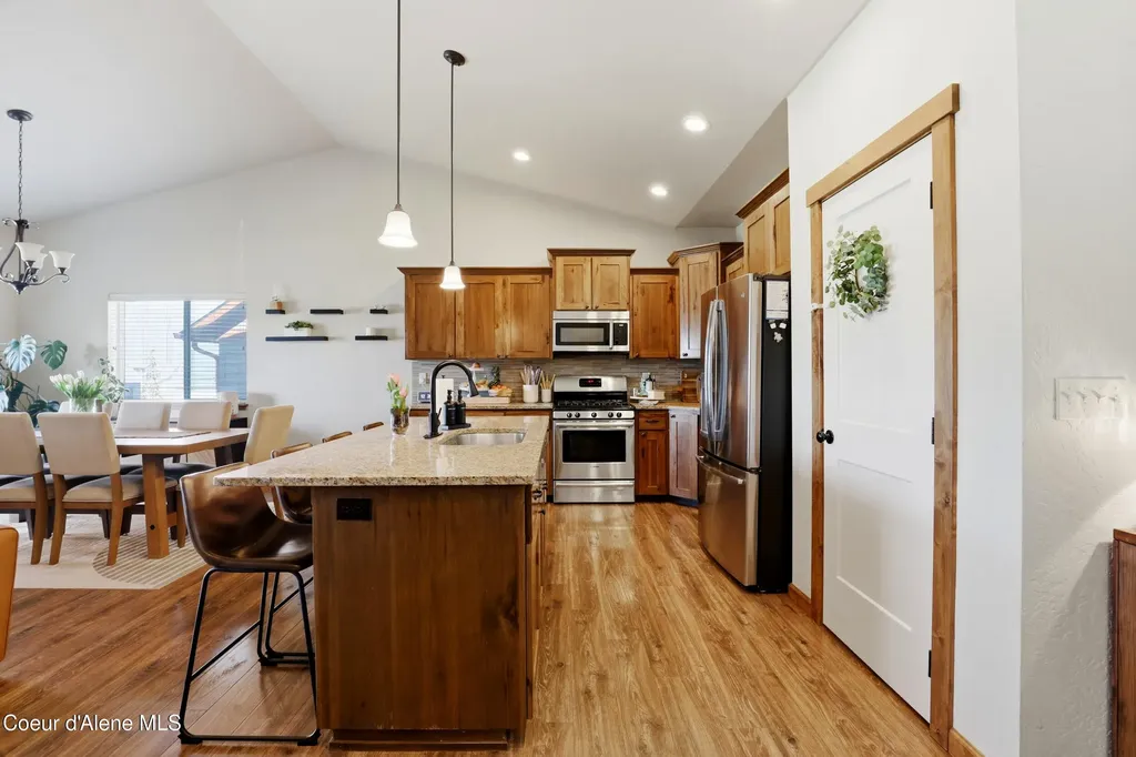 13421 N Shimmering Court Rathdrum ID 83858