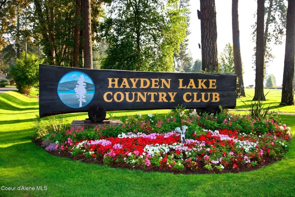 5666 E Waverly Loop Hayden ID 83835