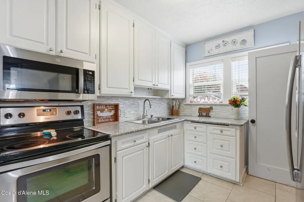 5018 N Stevens Street Spokane WA 99205