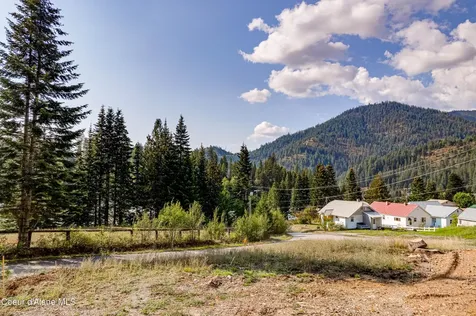 601 8TH Street Mullan ID 83846