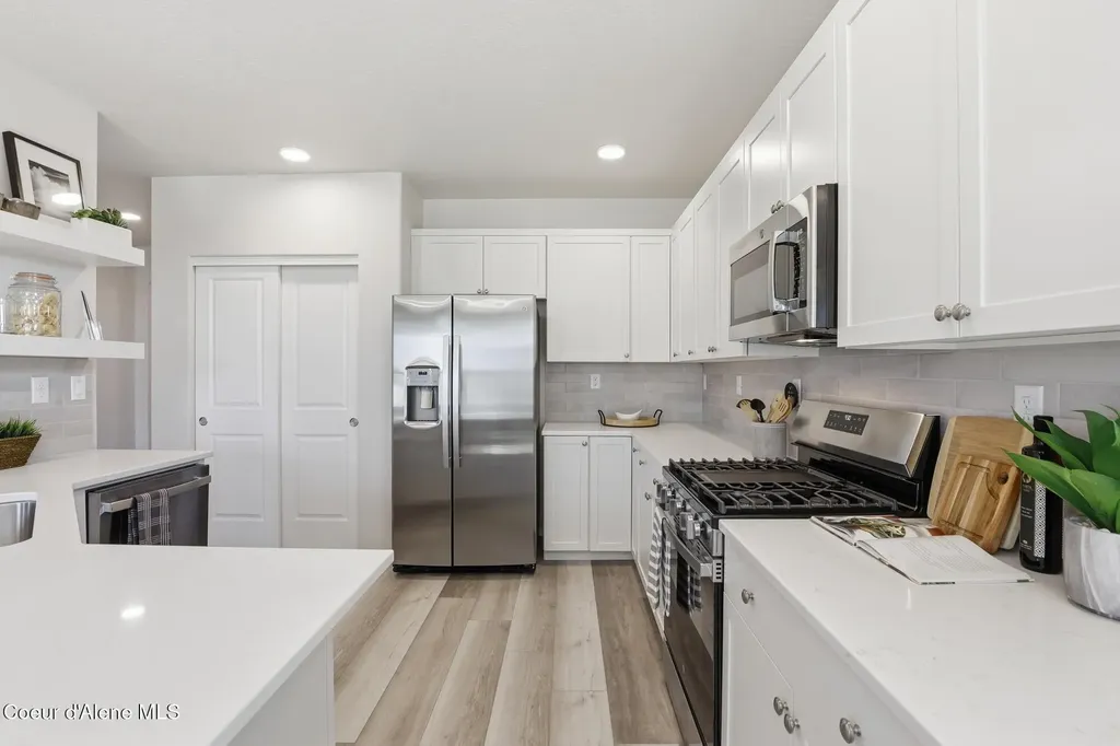 13948 N Apex Way Hayden ID 83835