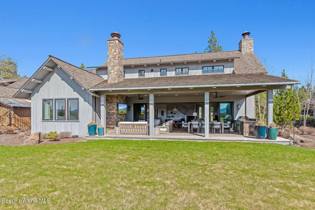 6355 S Weaver Loop Harrison ID 83833