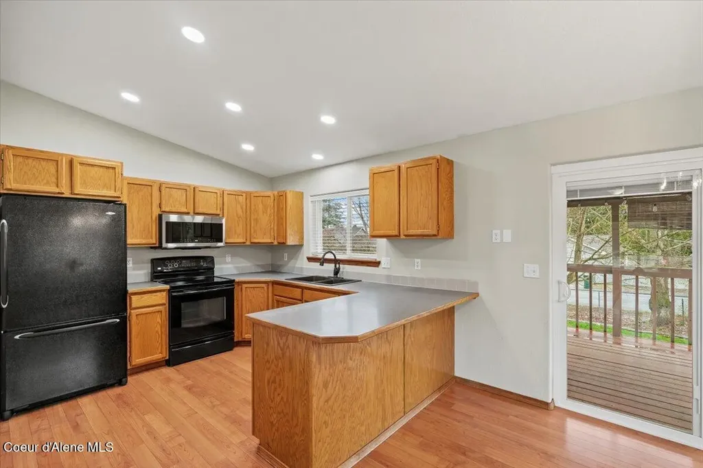 10665 N Oxford Drive Hayden ID 83835