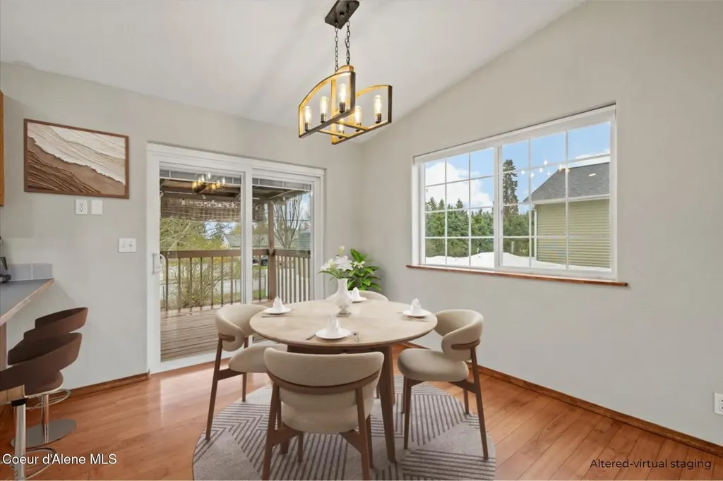 10665 N Oxford Drive Hayden ID 83835