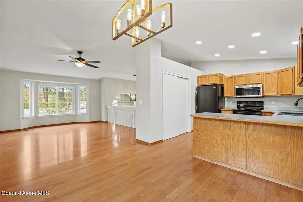 10665 N Oxford Drive Hayden ID 83835