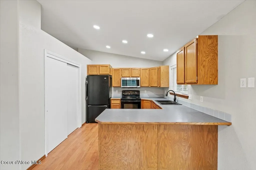 10665 N Oxford Drive Hayden ID 83835