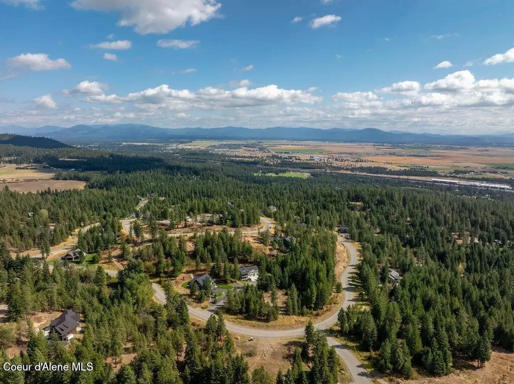 L6B5 N Spiral Ridge Trail Rathdrum ID 83858