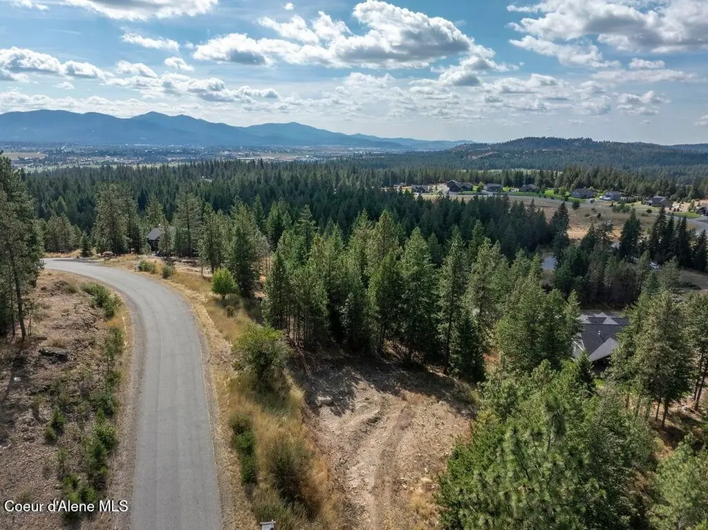 L6B5 N Spiral Ridge Trail Rathdrum ID 83858
