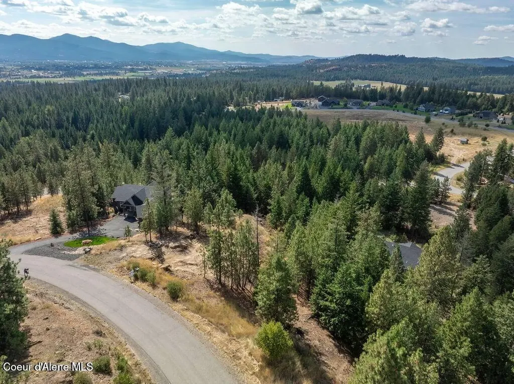 L6B5 N Spiral Ridge Trail Rathdrum ID 83858