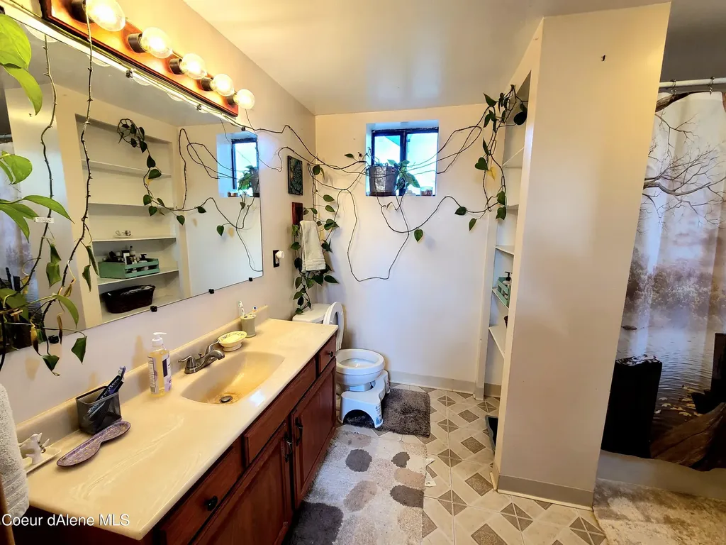 616 Painter Road Clark Fork ID 83811