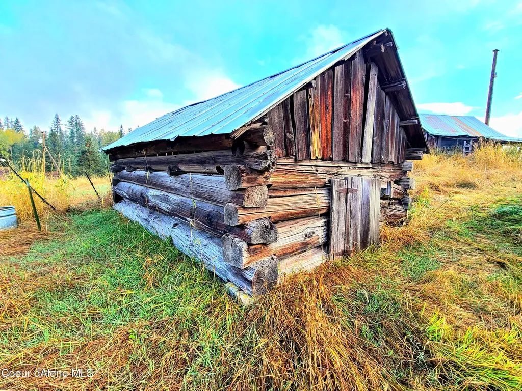 616 Painter Road Clark Fork ID 83811