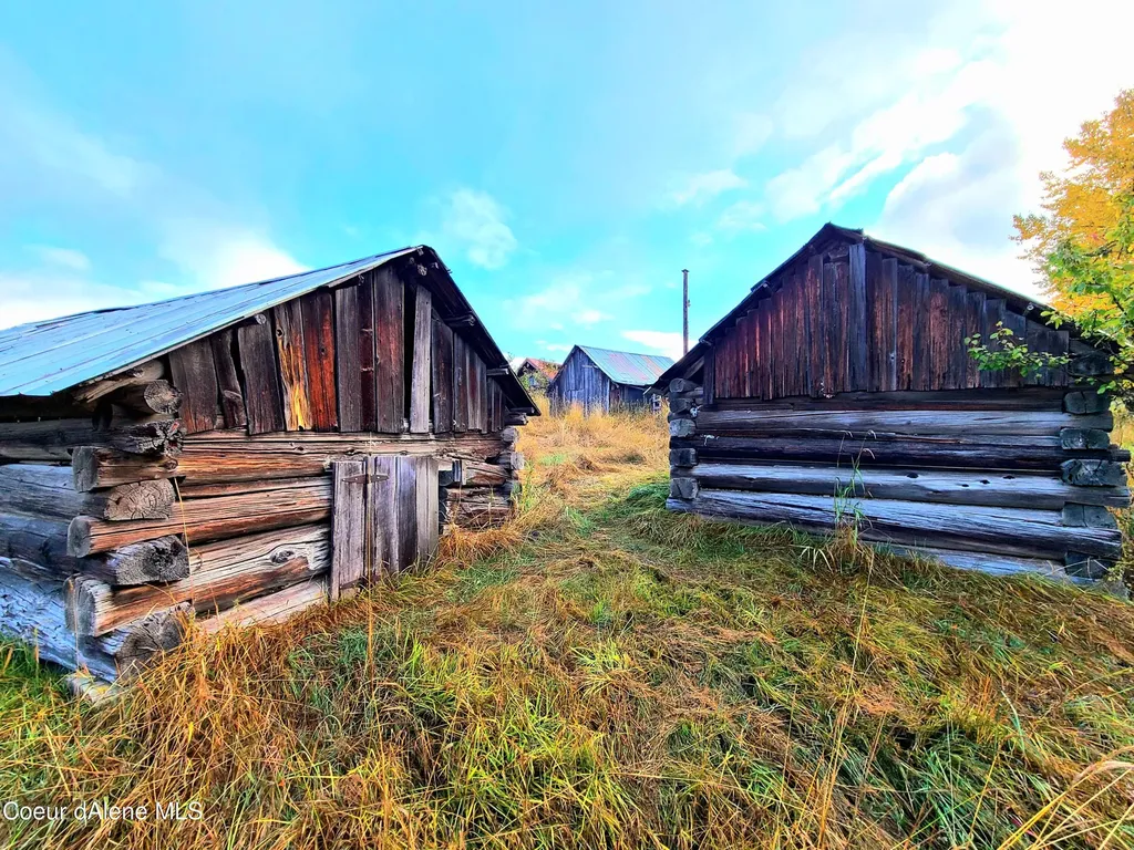 616 Painter Road Clark Fork ID 83811