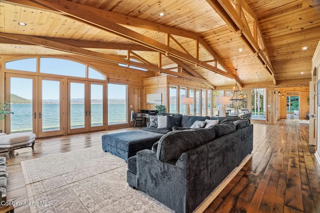 5015 Bottle Bay Road Sagle ID 83860