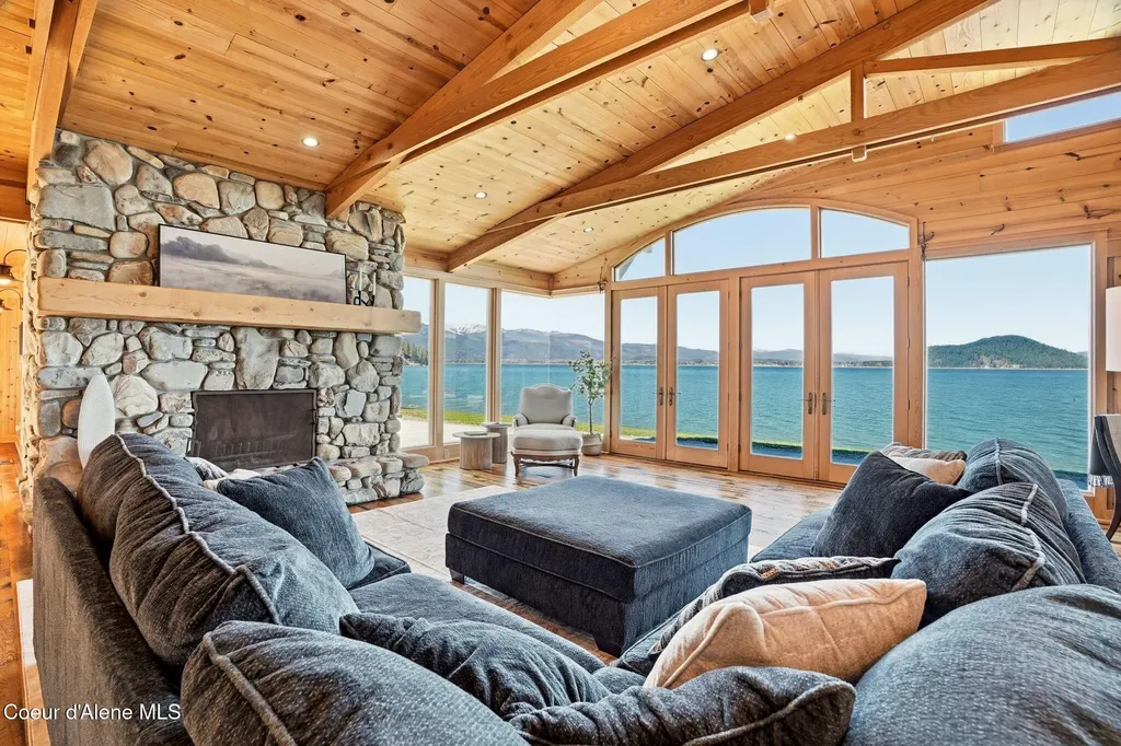 5015 Bottle Bay Road Sagle ID 83860