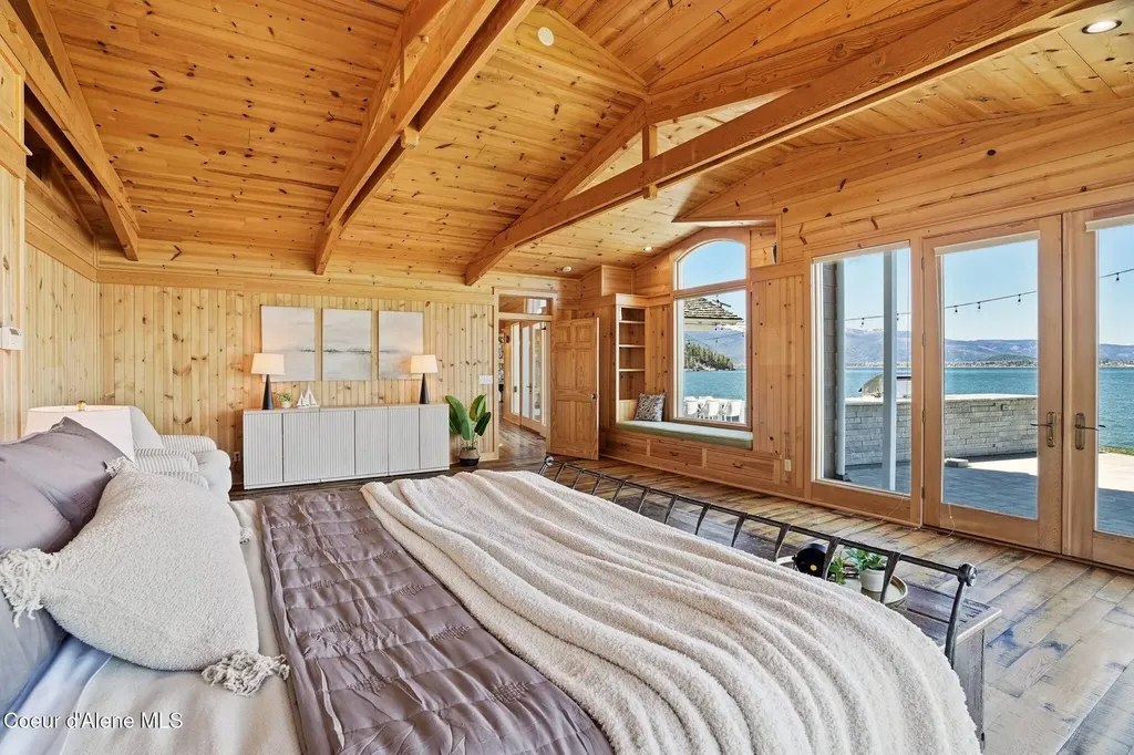 5015 Bottle Bay Road Sagle ID 83860