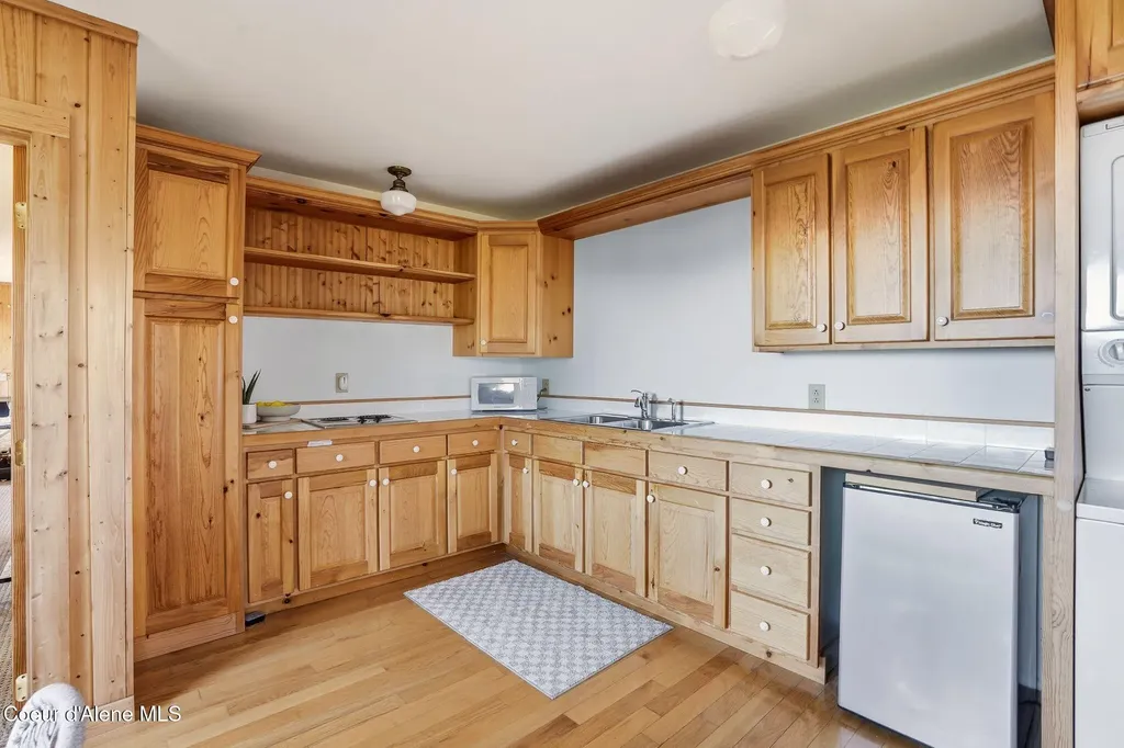 5015 Bottle Bay Road Sagle ID 83860