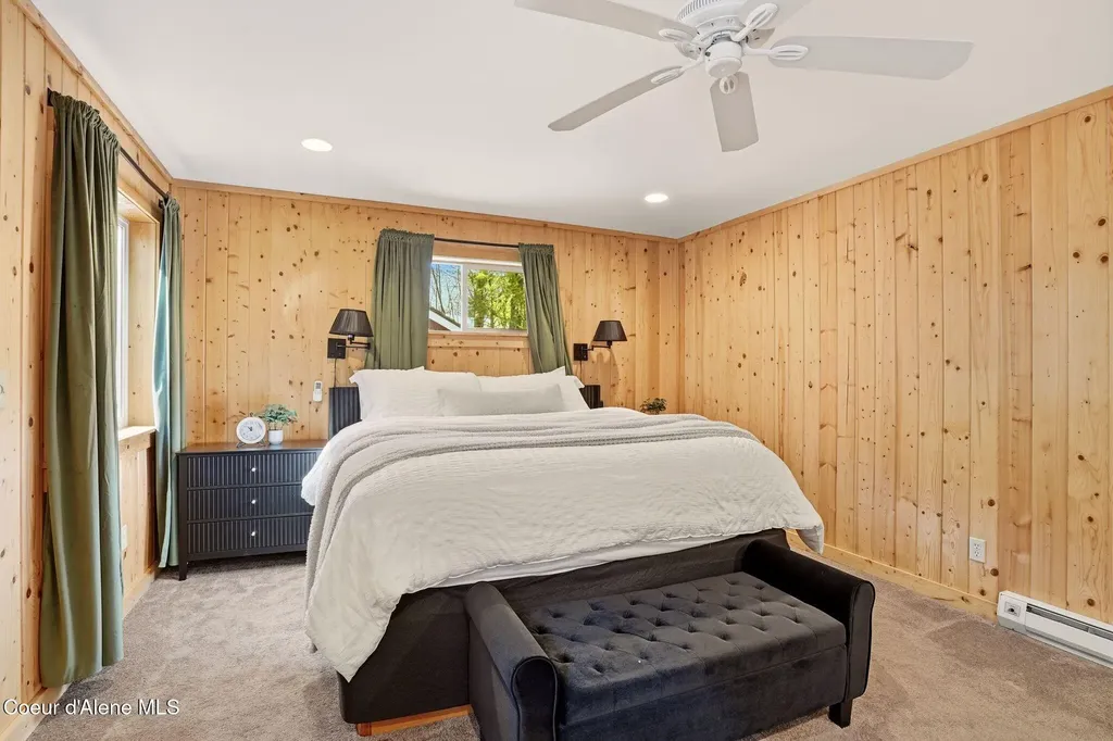 5015 Bottle Bay Road Sagle ID 83860
