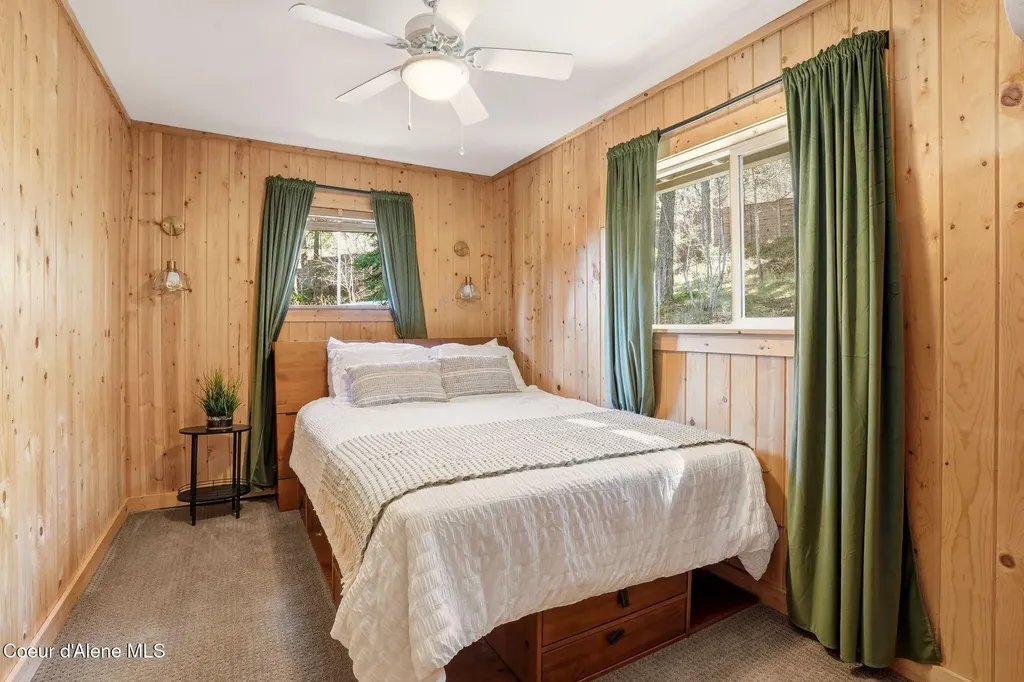 5015 Bottle Bay Road Sagle ID 83860