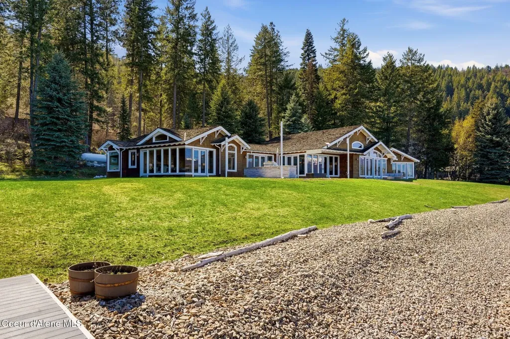 5015 Bottle Bay Road Sagle ID 83860