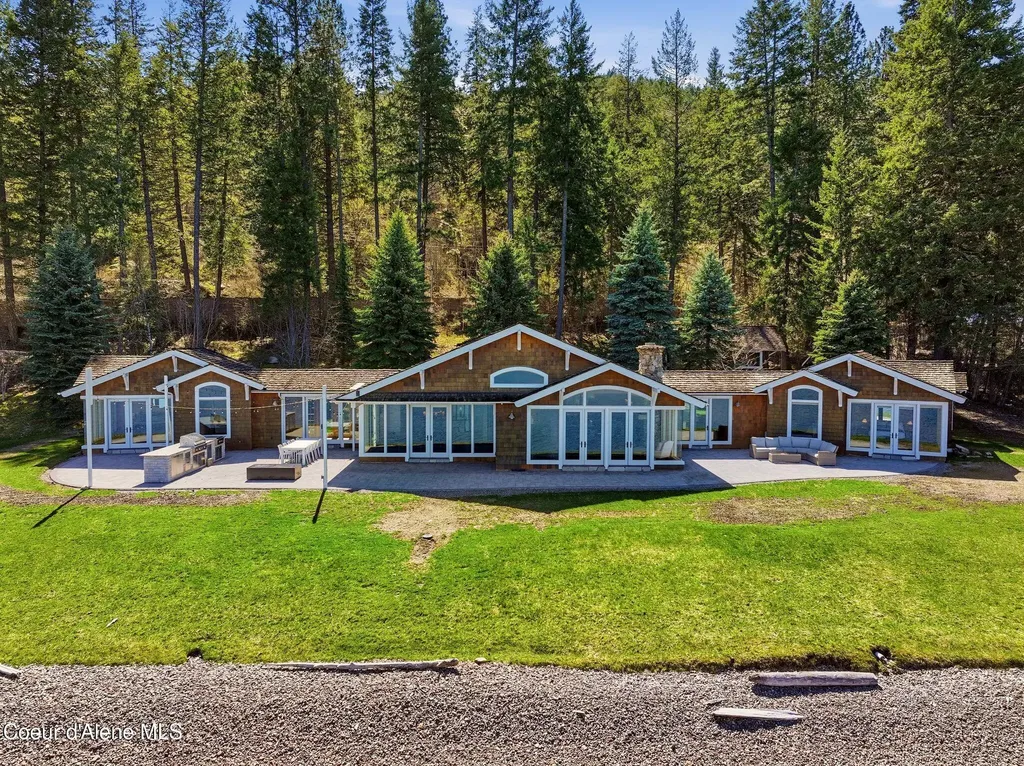 5015 Bottle Bay Road Sagle ID 83860