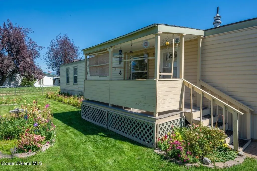 2315 W Lady Anne Way Post Falls ID 83854