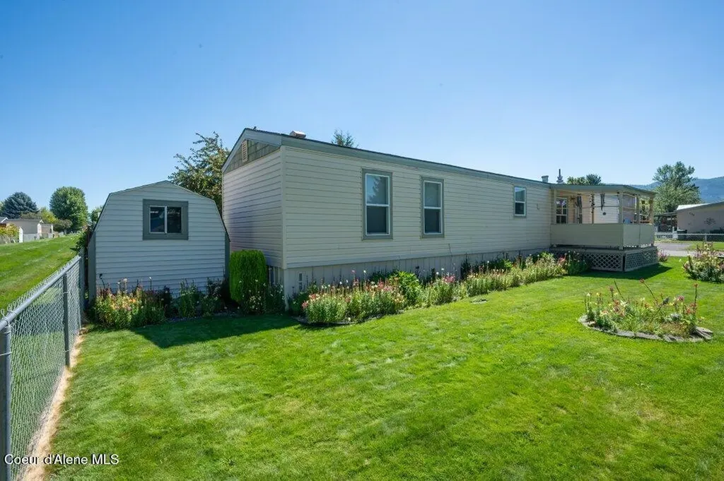 2315 W Lady Anne Way Post Falls ID 83854