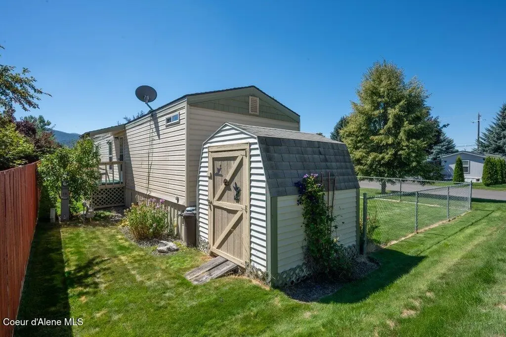 2315 W Lady Anne Way Post Falls ID 83854