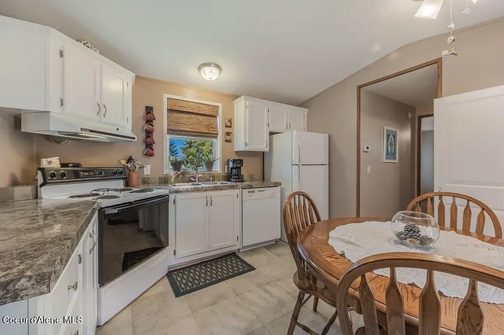 2315 W Lady Anne Way Post Falls ID 83854
