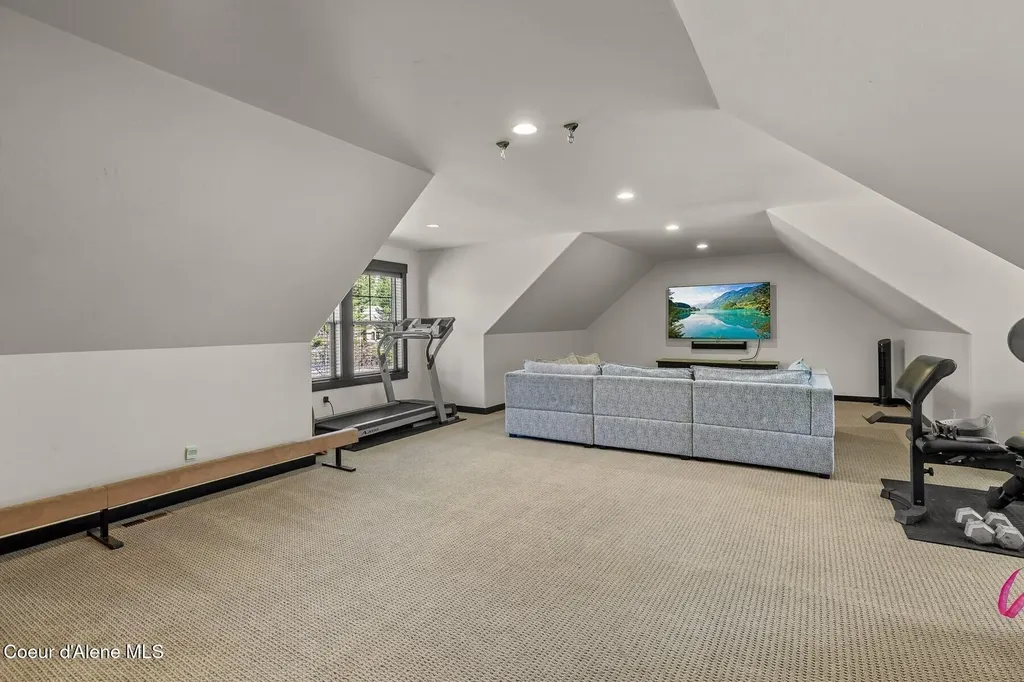 12155 N Pebble Creek Drive Hayden ID 83835