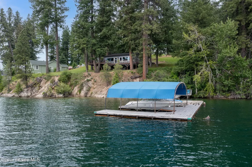 13275 N Nannas Nook Lane Hayden ID 83835