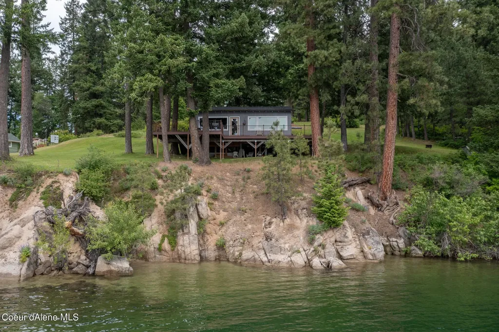 13275 N Nannas Nook Lane Hayden ID 83835
