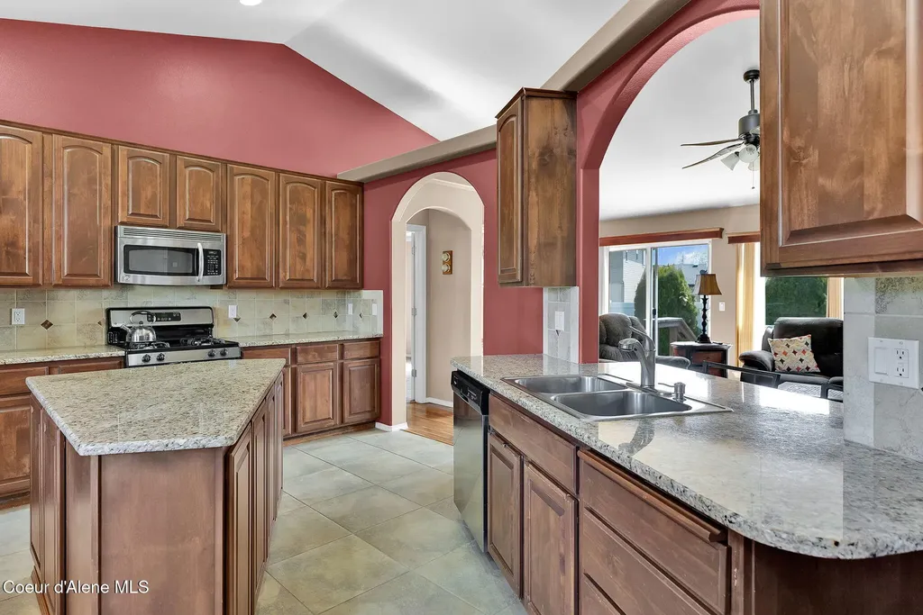 2840 W Mulberry Court Hayden ID 83835