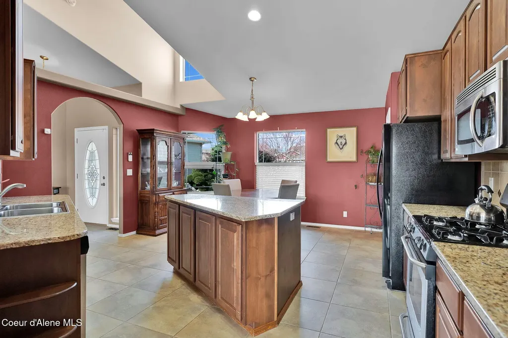 2840 W Mulberry Court Hayden ID 83835