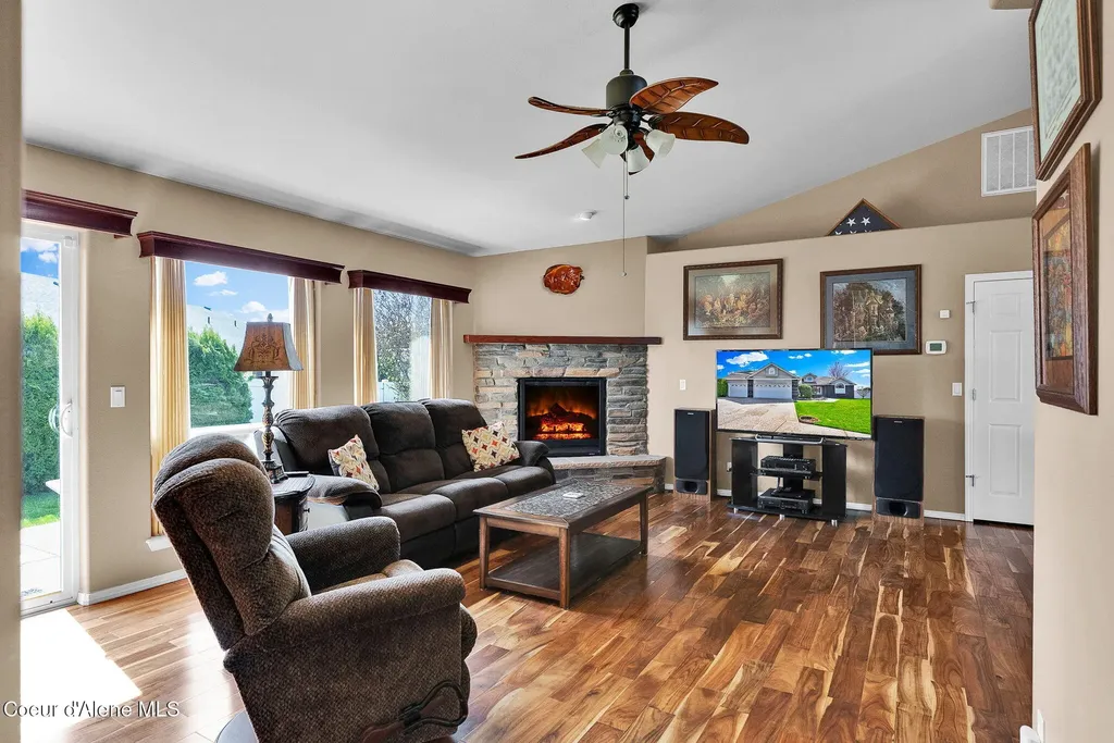 2840 W Mulberry Court Hayden ID 83835