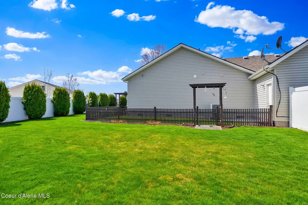 2840 W Mulberry Court Hayden ID 83835