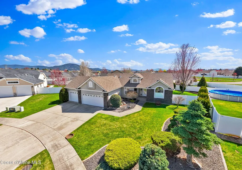 2840 W Mulberry Court Hayden ID 83835