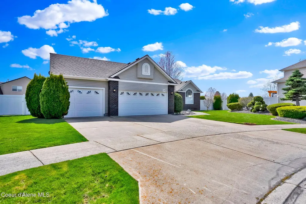 2840 W Mulberry Court Hayden ID 83835