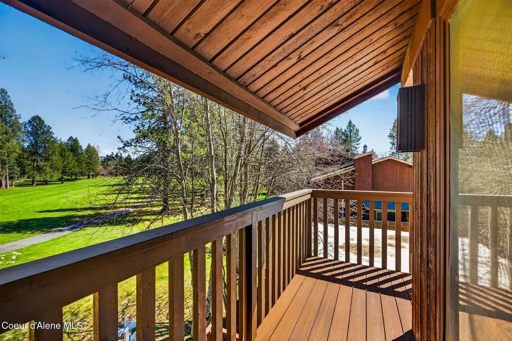 5305 W Fairway Lane Rathdrum ID 83858