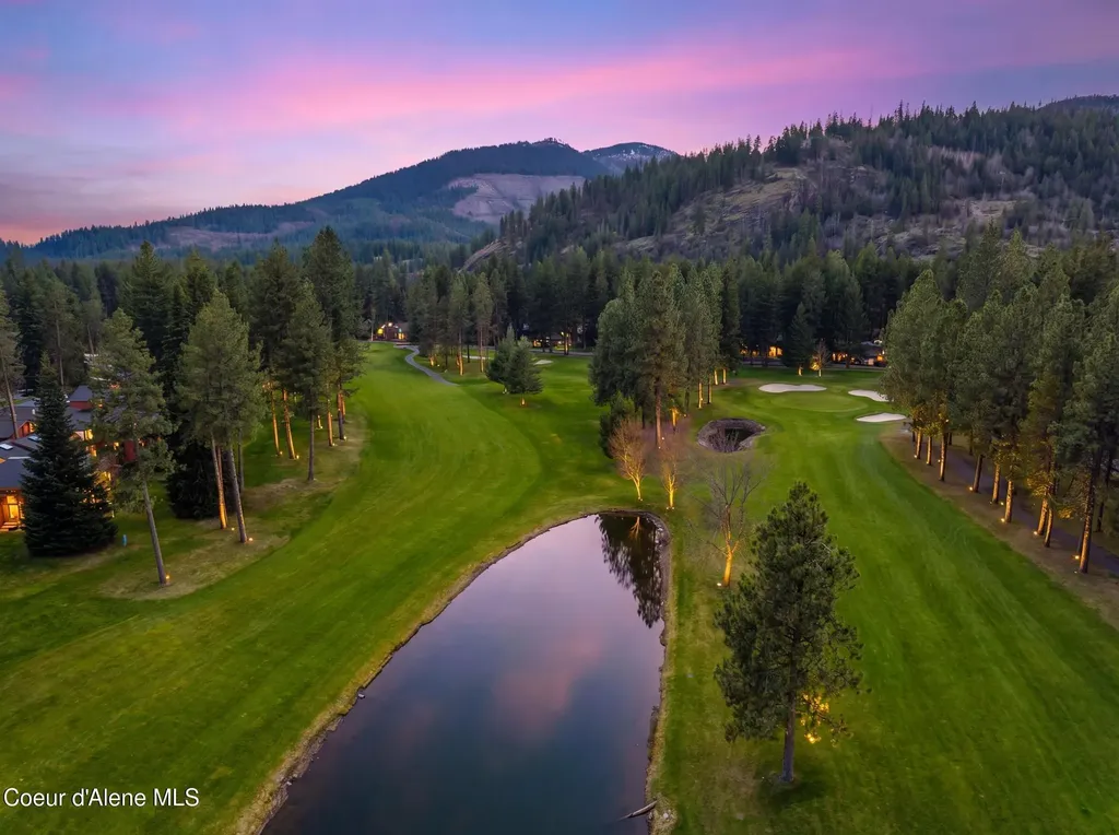 5305 W Fairway Lane Rathdrum ID 83858