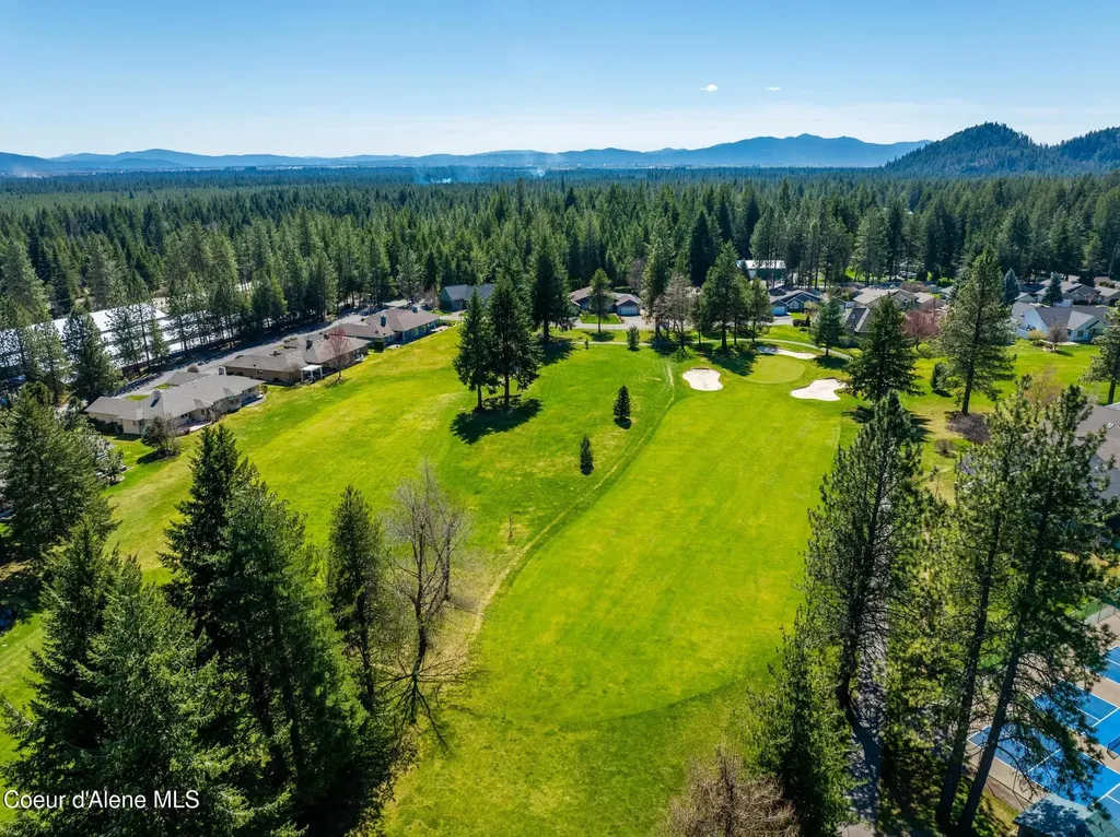 5305 W Fairway Lane Rathdrum ID 83858
