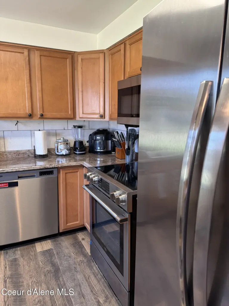 265 Campbell Loop Laclede ID 83841