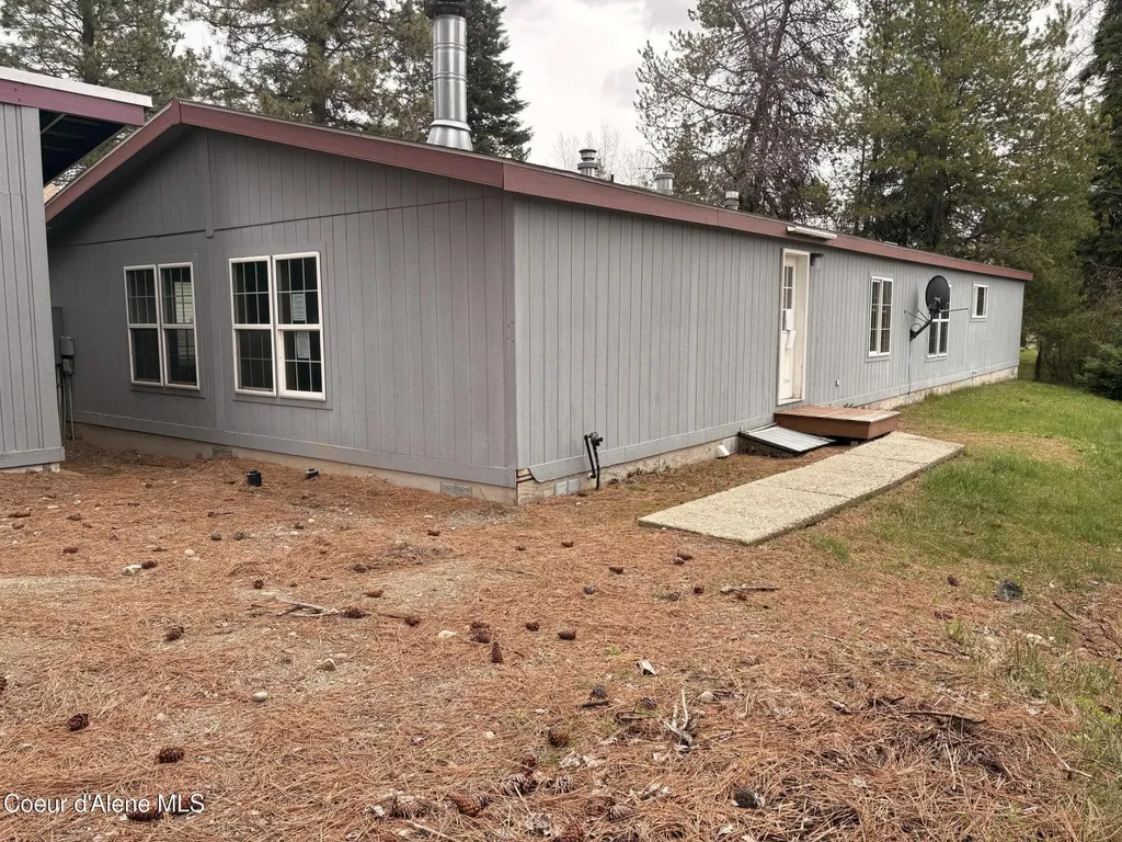 34 Troudt Court Priest River ID 83856