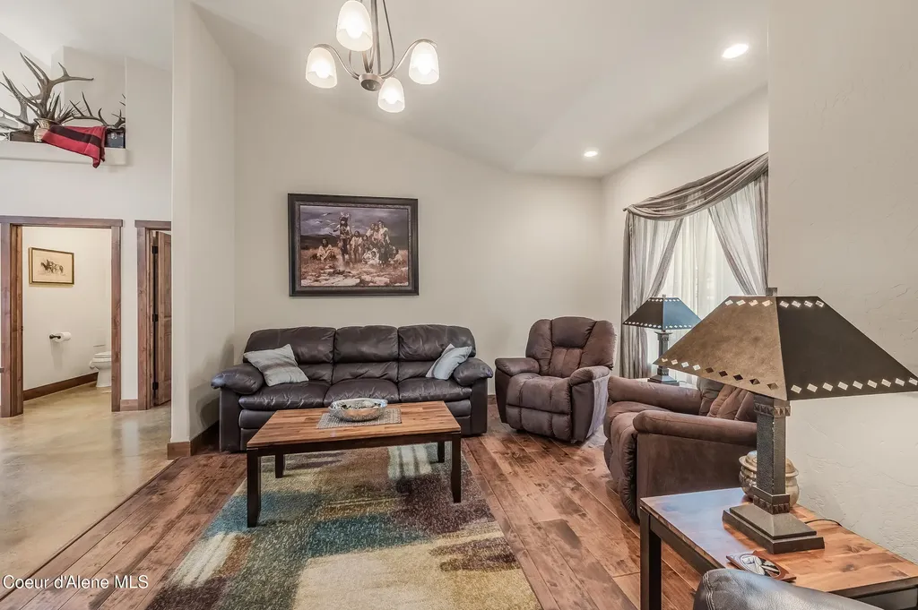 24 Cegnar Road Kingston ID 83839