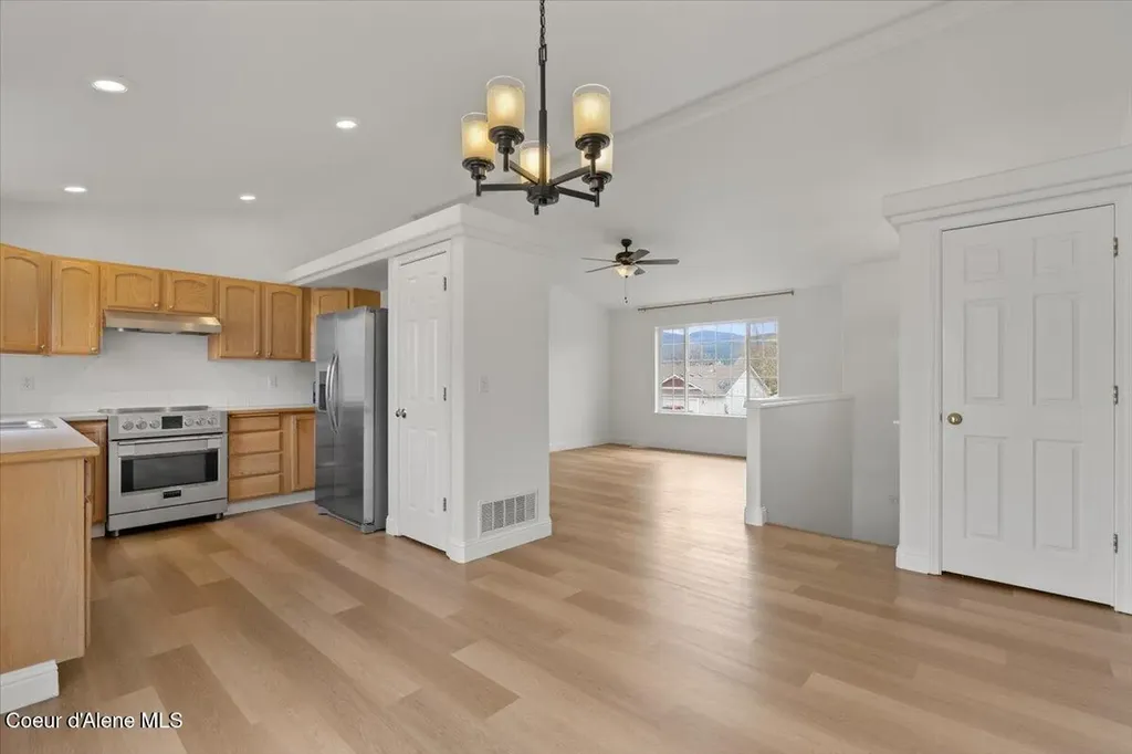 1115 W Palouse Drive Post Falls ID 83854