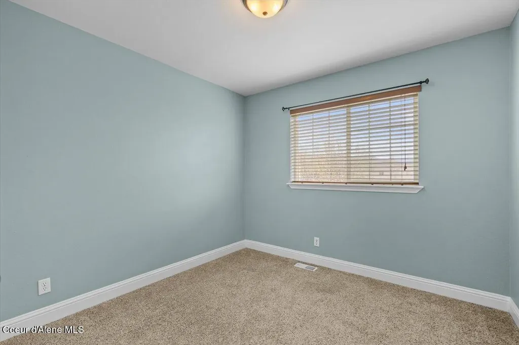 1115 W Palouse Drive Post Falls ID 83854