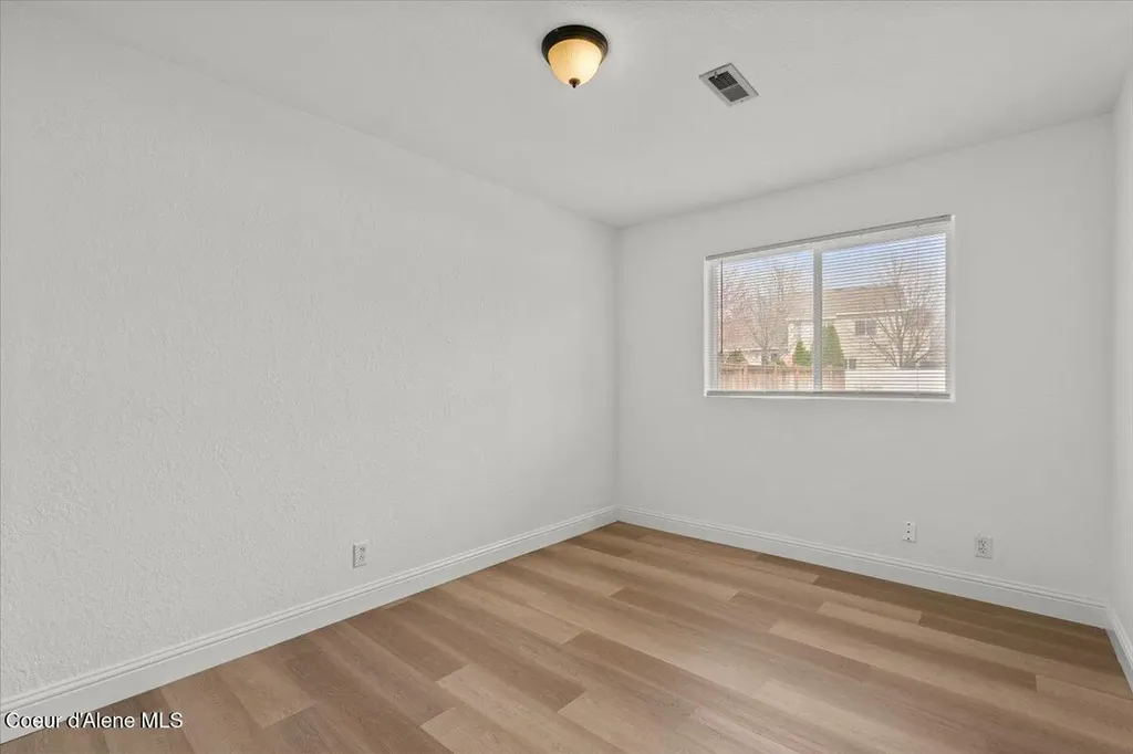 1115 W Palouse Drive Post Falls ID 83854