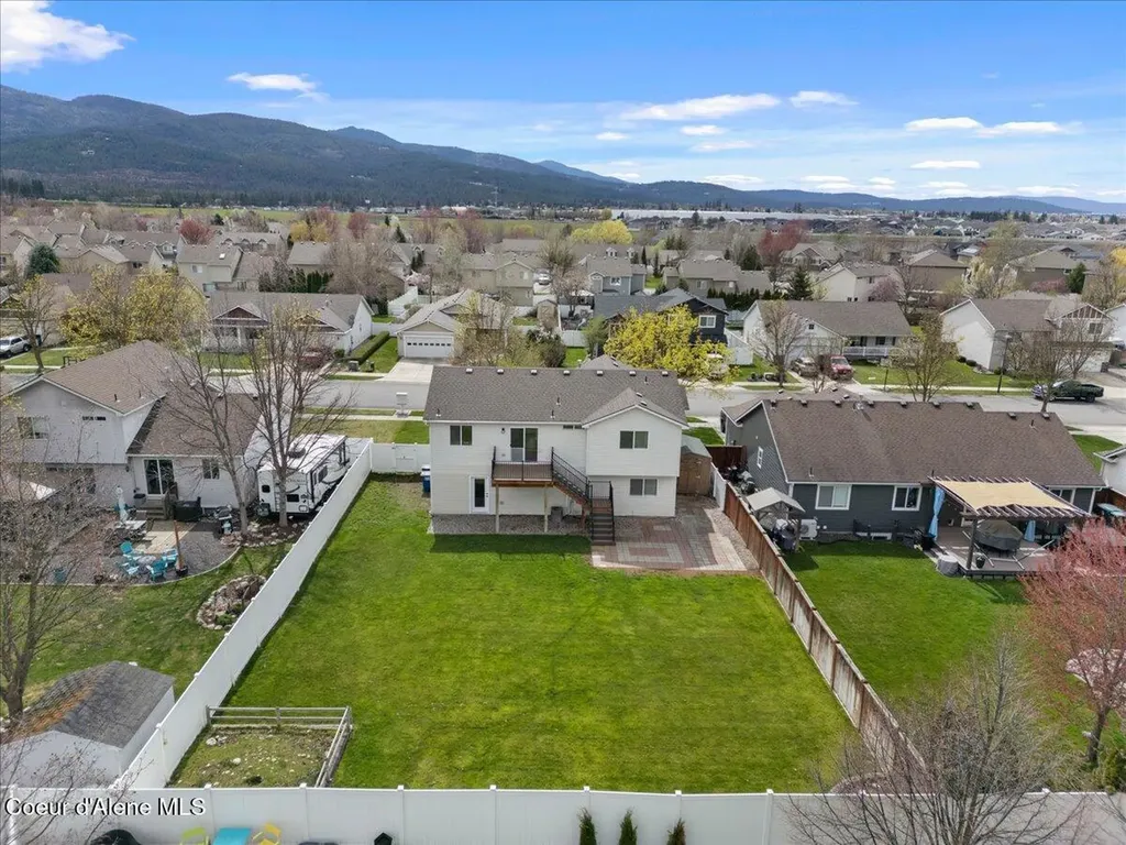1115 W Palouse Drive Post Falls ID 83854