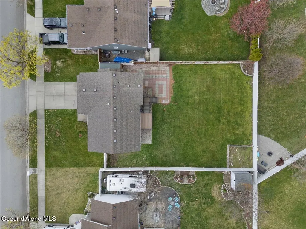 1115 W Palouse Drive Post Falls ID 83854