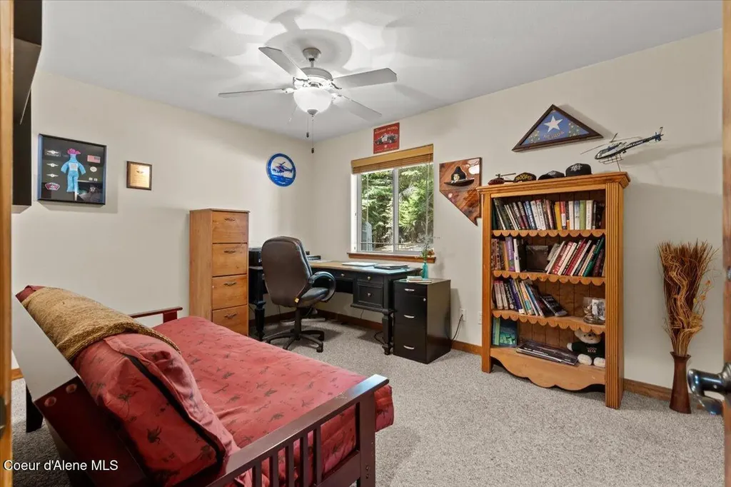 438 Berry Hill Cocolalla ID 83813